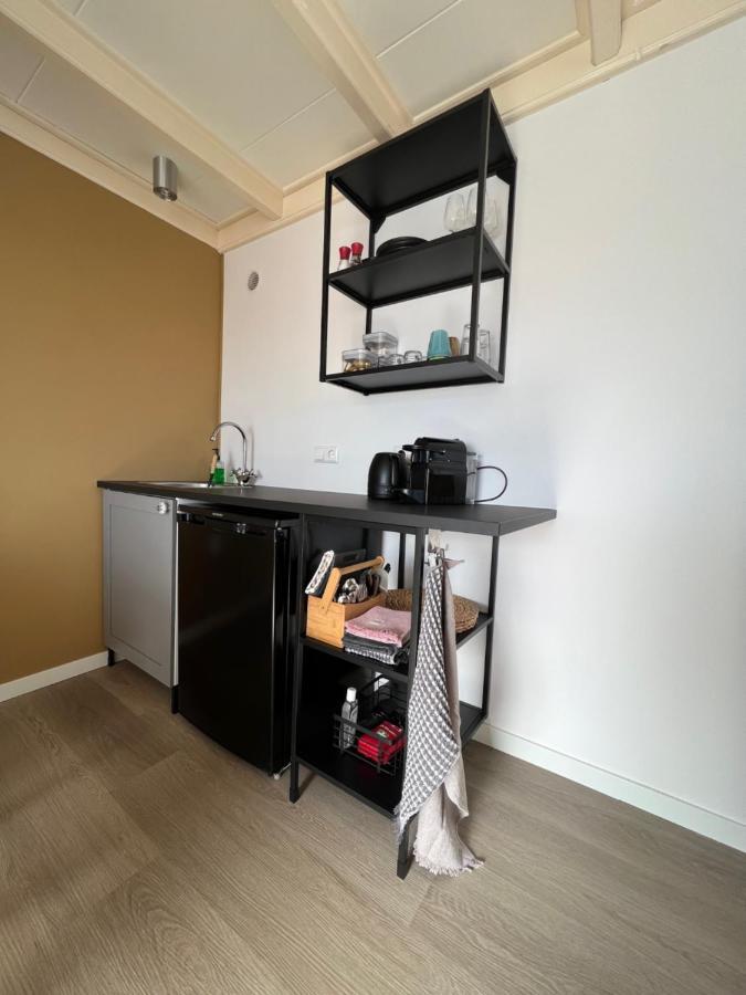 Mid83 Bed & Breakfast Woudsend ภายนอก รูปภาพ